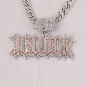 Personalizado DBLOCK letras hechas a mano brillan en el Moissanite Iced Out Hip Hop estilo nombre Moissanite diamante colgante - Product Image 1