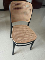 Chaise de salle à manger moderne en plastique polypropylène de haute qualité, chaise de Restaurant en plastique respirant et empilable