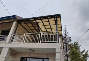 Auvent en aluminium robuste Prima avec auvent en polycarbonate pour patio, jardin et abri d'ombrage extérieur - Product Image 5