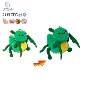 UYEAH OEM//ODM Lindo Peluche de Insecto <span class=keywords><strong>Mantis</strong></span> Verde, Juguete de Peluche con Relleno de Algodón Suave, Diseño Personalizable, Llavero de Mariquita Ecológico - Product Image 1