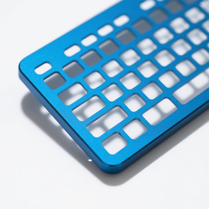 طقم لوحة مفاتيح ميكانيكية مخصصة بـ 68 مفتاحًا، مصنوعة بتقنية <span class=keywords><strong>CNC</strong></span> خماسية المحاور من الفولاذ المقاوم للصدأ والألومنيوم، مع مثبتات PCB من النوع C - Product Image 5