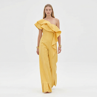 Combinaison une pièce pour femme, style Bohème Chic, en lin et coton, jaune, avec détails œillets, haut bustier sans bretelles, volants, broderie, coupe jambe large, idéale pour l'été et les vacances, personnalisable