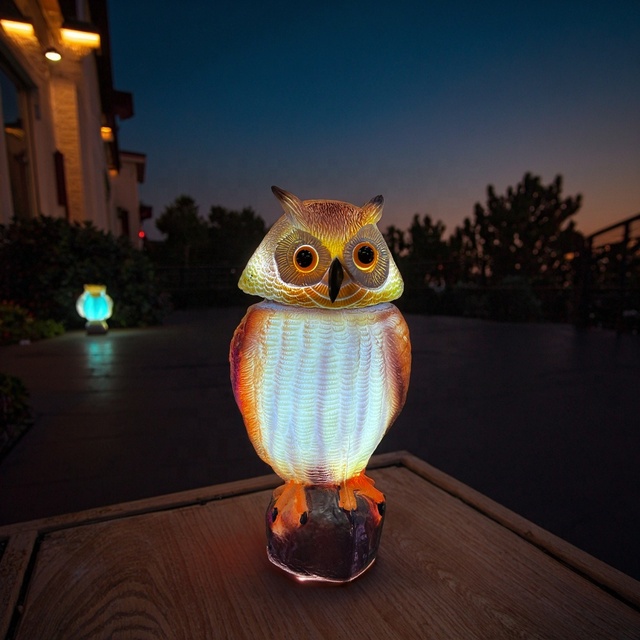 Momovalley IP65 Waterproof LED Park Outdoor Light Warm White Color Decoy Owl Decoration for Hunting Plastic Animals