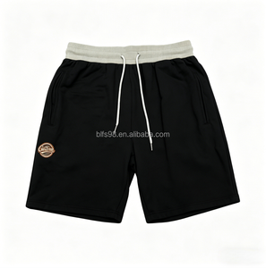 Shorts décontractés pour hommes en coton délavé à l'acide, effet soleil, bords bruts, avec motif et cordon de serrage – Shorts personnalisés en molleton bouclette pour hommes, vente en gros - Product Image 2