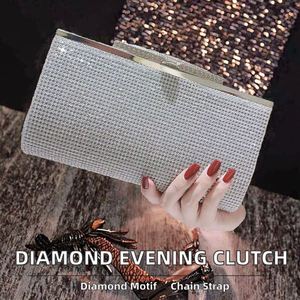 Bolso de hombro femenino de paja versátil con cadena de metal elegante para fiestas en la playa y eventos nocturnos. - Product Image 2