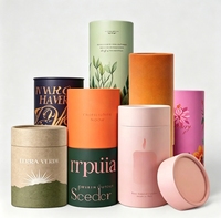 Boîte cylindrique en papier de haute qualité pour l'emballage d'écharpes, tube en papier pour l'emballage de t-shirts avec logo personnalisé et fenêtre sur mesure