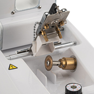 Máquina Ranuradora de Lentes Good Friend LY-1800C Automática para Procesamiento de Gafas con Soporte Blanco - Product Image 3