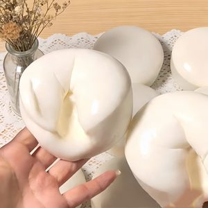 Juguete Blando de Peluche con Forma de Pastel de Leche, Juguete de Peluche Suave Blanco Lechoso, Juguete para Dedos, Juguete Antiestrés, Regalo de Cumpleaños para Niñas - Product Image 5