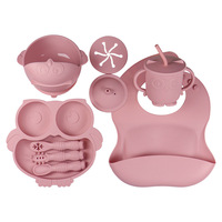Kit d'alimentation portable et personnalisable pour bébé 2024 : bavoirs, bols, cuillères, manchons imperméables et tabliers en silicone de qualité alimentaire sans BPA