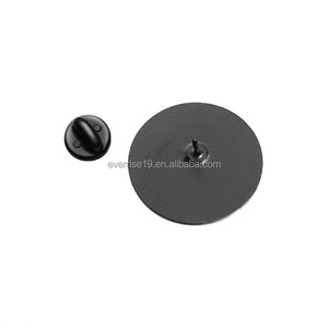 Pines de Solapa Metálicos Creativos de Artículos de Uso Diario, Cinta Métrica y <span class=keywords><strong>Papel</strong></span> Higiénico Personalizados, Pin de Esmalte Duro y Blando, Compra al por Mayor de Artesanías de Metal - Product Image 4