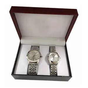 Hete Verkoop Goedkope Zijn En Haar Legering Quartz Horloges Modeparen Relojes Paar Horloges Set Lichtgevende Mannen Vrouwen Horloges