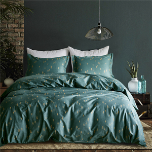 Parure de <span class=keywords><strong>lit</strong></span> en coton doux <span class=keywords><strong>imprimé</strong></span> <span class=keywords><strong>jungle</strong></span> vert foncé avec motif palmier, linge de <span class=keywords><strong>lit</strong></span> respirant pour la maison et l'hôtel - Product Image 1