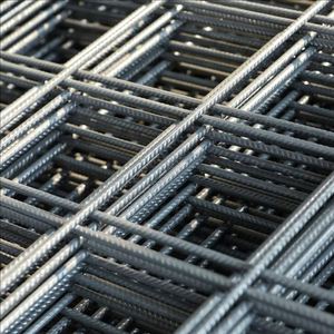 Malla de alambre de hierro soldado 6x6 De fábrica profesional para material de construcción negro de construcción a precio mayorista para malla de gavión