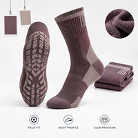 Chaussettes de football mi-mollet antidérapantes en Spandex et Nylon, couleur prune taupe, avec semelle antidérapante, ajustement parfait pour les bottes et talon et orteil renforcés