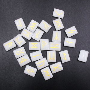 Juego de piedras rúnicas grabadas al por mayor en letras paganas Elder Futhark alfabeto símbolos material de piedras preciosas para brujería - Product Image 3