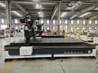 Machine de fraisage CNC pour le bois 1530 ATC, machine de découpe et de sculpture du bois, équipement de travail du bois avec changeur d'outils linéaire ou automatique