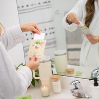 Offre spéciale de coffret cadeau pour femmes 40oz Tumbler Blanket Face Mask Aroma Candles Birthday Custom Logo Promotional Spa Gift Set For Women