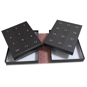 Caja de calendario de Adviento personalizada con opciones de grabado de revestimiento UV de laminación brillante/Latte para un acabado Premium - Product Image 3