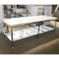 Table de travail robuste en acier inoxydable à prix abordable avec plateau en bois et hauteur réglable, idéale pour l'emballage et la préparation alimentaire