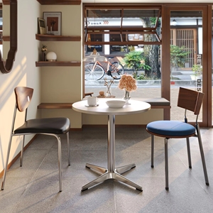 Ensemble table et chaises <span class=keywords><strong>de</strong></span> <span class=keywords><strong>café</strong></span> au design moderne pour desserts, snacks, hôtels, gîtes, réunions, salons <span class=keywords><strong>de</strong></span> thé ou restaurants - Product Image 1