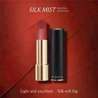 Lipstik Matte Velvet Casing Hitam Mewah Label Pribadi Tahan Lama Logo Kustom Grosir Makeup MOQ Rendah