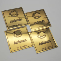 Étiquette de bouteille en verre personnalisée de luxe en aluminium doré avec logo privé, impression personnalisée, autocollant en aluminium pour cosmétiques et parfums