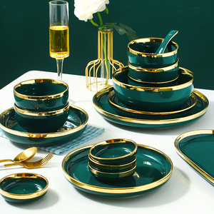 <span class=keywords><strong>Service</strong></span> <span class=keywords><strong>de</strong></span> <span class=keywords><strong>vaisselle</strong></span> <span class=keywords><strong>de</strong></span> luxe en céramique avec bordure dorée, style vintage, vert paon, porcelaine, 26 pièces, <span class=keywords><strong>service</strong></span> <span class=keywords><strong>de</strong></span> table <span class=keywords><strong>pour</strong></span> <span class=keywords><strong>6</strong></span> <span class=keywords><strong>personnes</strong></span> - Product Image 3