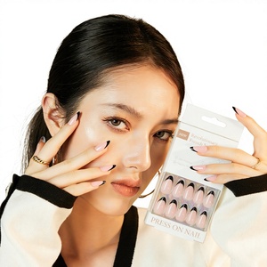 Nouveauté <span class=keywords><strong>2023</strong></span> : Faux ongles à presser style français, 30 pièces en boîte, forme amande, longueur courte, design simple - Product Image 1