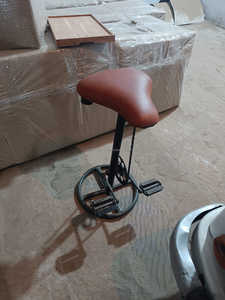 Tabouret de vélo pivotant rustique industriel siège en cuir PU extra haut avec pédale de vélo en fer repose-pieds tabouret de bar à hauteur réglable - Product Image 5
