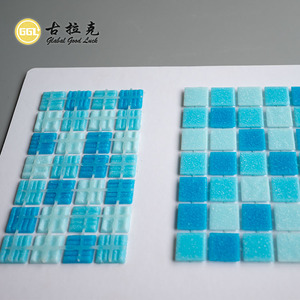 Nhà máy cung cấp kính màu xanh lá cây <span class=keywords><strong>Dot</strong></span> lưới gắn Gạch Mosaic cho hồ bơi - Product Image 4