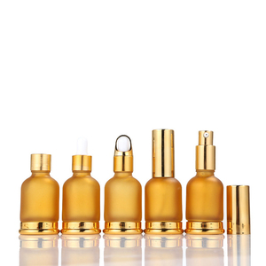 Emballage cosmétique de luxe en verre Flacon pulvérisateur en <span class=keywords><strong>or</strong></span> givré 20ml 30ml 50ml Flacon en verre de sérum en <span class=keywords><strong>or</strong></span> mat avec compte-gouttes en <span class=keywords><strong>or</strong></span> - Product Image 3