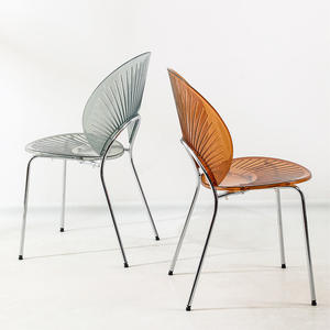 Chaise de salle à manger design coquillage, couleur ambre transparente, pieds en métal, style moderne, pour la maison, le café, la restauration. - Product Image 2
