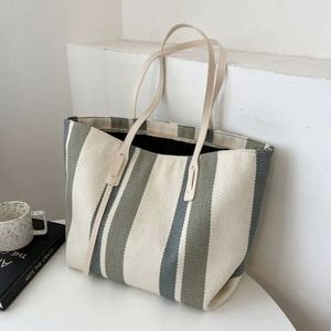 New Fashion <b>Printing</b> Letter Mini Cotton Canvas Bag Custom Crossbody Messenger Small Canvas Tote Bag With Shoulder - Product Image 2