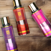 Étiquette étanche personnalisée emballage cosmétiques bouteille feuille d'or métallique étiquettes adhésives rouleau autocollants de soin de la peau impression numérique