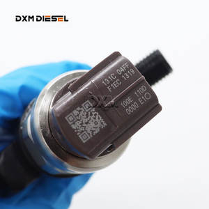 Hochwertiger 23670-30140 Kraftstoffinjektor, Hochdruck-Zerstäubung, Niedriger Verbrauch und Stabile Verbrennung, Speziell für 3.0D Modelle - Product Image 5