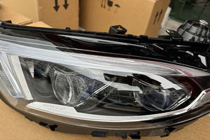 Phare LED matriciel d'origine OEM d'occasion pour Mercedes-Benz <span class=keywords><strong>CLS</strong></span> <span class=keywords><strong>AMG</strong></span> <span class=keywords><strong>2018</strong></span> 2019-2023 <span class=keywords><strong>CLS</strong></span> 50 <span class=keywords><strong>63</strong></span> 350 450 W257 C257 - Product Image 4