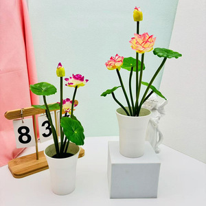Nuevo Bonsái de Loto Artificial de 7 Cabezas, Planta en Maceta de Nenúfar Artificial, Decoración para el Hogar, Vegetación de 28 cm de Altura, Plástico y Seda - Product Image 2