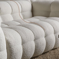 Canapé sectionnel moderne minimaliste nordique sur mesure, en éponge sherpa crème française, petit ensemble de meubles de salon