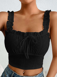 Top corto tipo camisola para mujer, de algodón, negro liso, estilo vintage, con bordado de ojales, tirante con volantes, lazo y fruncido, corte ajustado, venta al por mayor OEM - Product Image 1
