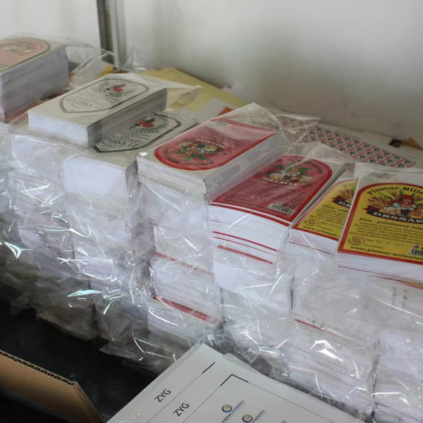 Oem Printing Roll Vinyl Packaging Self-Adhesive Honey Jars Labels,Custom Printing Adhesive Labels for Honey Bottle