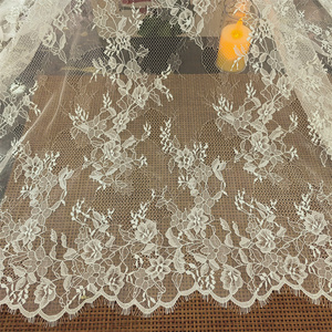 ملابس داخلية صينية للبيع بالجملة من قماش رموش من الدانتيل الصيني - Product Image 1