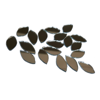 Tuiles de miroir en verre transparent découpées au laser en forme de triangle, mosaïque de miroir en forme de feuille, tuiles de miroir en verre découpées sur mesure pour les travaux d'art et de design