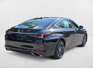 2025 Lexus ES 350 Black Pre Owned Sedan de haute qualité et à bas prix la boîte de vitesses automatique est une grande valeur - Product Image 5