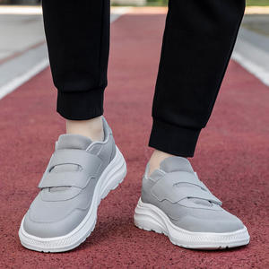 Zapatos para Caminar de Moda para Hombres y Mujeres Mayores, Ajuste Amplio, Antideslizantes, con Amortiguación de Impactos y Suela Suave - Product Image 4