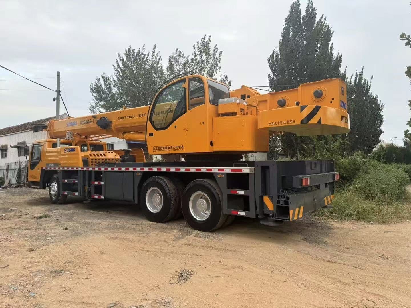 truck crane xcmg qy30k5d