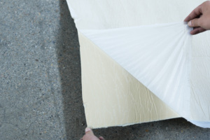 Surface industrielle en aluminium Joint d'étanchéité clignotant pour solives de pont Vietnam Ruban de mastic butyle auto-adhésif étanche pour toitures métalliques - Product Image 6