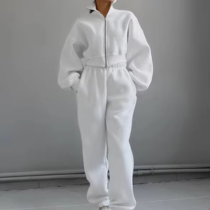 Ensemble deux pièces décontracté pour femme : sweat à capuche en laine pelucheuse, chaud, à manches longues, avec bande élastique, style sportif, haut court respirant et <span class=keywords><strong>pantalon</strong></span> de survêtement - Product Image 1