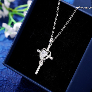 Commercio all'ingrosso della fabbrica di lusso a forma di cuore bianco/blu cristallo zircone croce collana per le donne di moda del partito ciondolo collane - Product Image 4