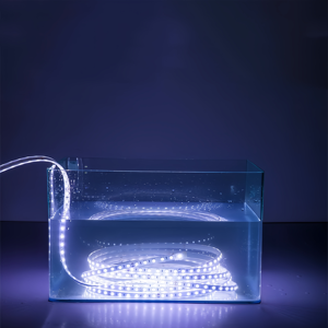 Lampe LED étanche pour piscine, bande lumineuse murale avec fente pour bande LED, lampe extérieure - Product Image 6