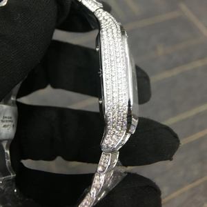 นาฬิกาเพชรและมอยส์ซาไนต์สำหรับผู้ชาย ดีไซน์หน้าปัดแบบอารบิก สายสแตนเลส ผ่านการทดสอบเพชร ขายส่งเครื่องประดับคุณภาพ - Product Image 4